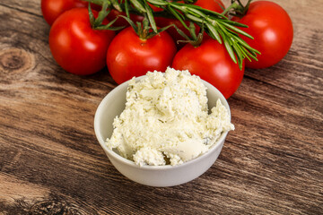 Soft cream cheese with herbs