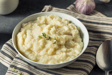 Creamy Homemade Garlic Mashed Potatoes