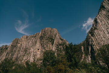 Fototapeta na wymiar High mountains of stones, beautiful natural landscape, Parque La Huasteca, Monterrey.
