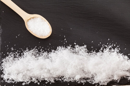 Magnesium Chloride - Ionic Mineral Compound Necessary For Health