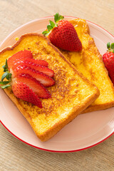 french toast with fresh strawberry