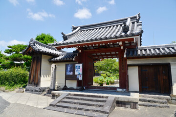 法華寺　山門　奈良市