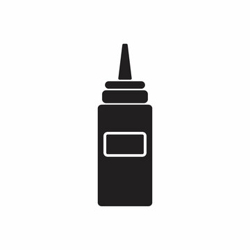 recommend clip art: Sauce bottle icon isolated on white background. Ketchup, mustard and mayonnaise bottles with sauce for fast food
