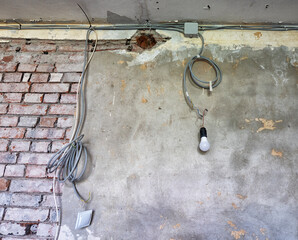 replacement of the electrical cable in the old apartment