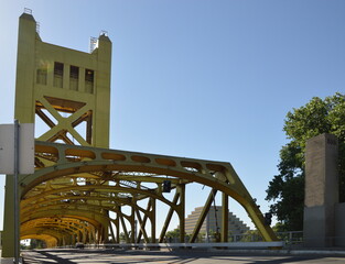 Brücke über den Fluss in Sacramento, Hauptstadt von Kalifornien
