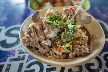 Hot and spicy pork neck bones soup (Lang Zaap)
