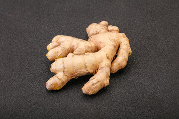 Natural organic raw ginger root
