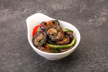 Marinated shiitake mushrooms with herbs