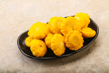 Marinated patissons in the bowl