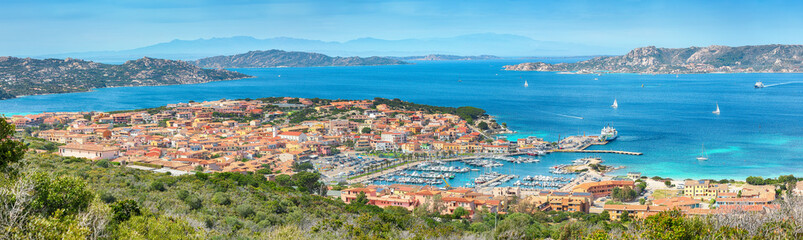 Fototapeta na wymiar Breathtaking view on Palau port and La Maddalena island