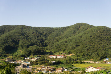 The wonderful sky and countryside scenery. 시골풍경