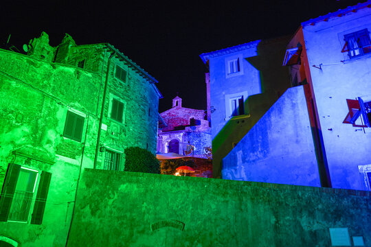 Fototapeta Night view of the narrow streets of the town of Castagneto Carducci Tuscany Italy