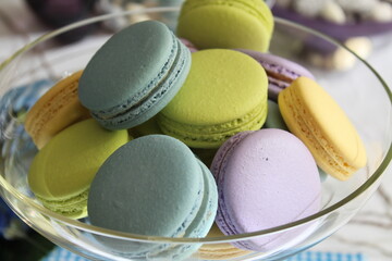 Galletas francesas, de colores, macarons o macarrones dulces