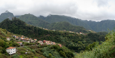 Fototapeta na wymiar Madeira auf der Hochebene