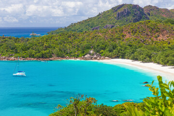 Fototapeta na wymiar Picturesque landscape at Anse Lazio beach on Praslin island, Seychelles. View from above. Blue ocean and white sand.