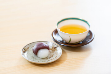 お団子とお茶