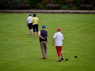Obraz premium Playing Bowls