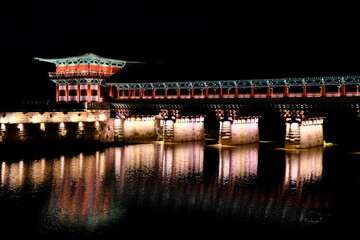 Fototapeta premium Pictures of traditional Korean buildings.