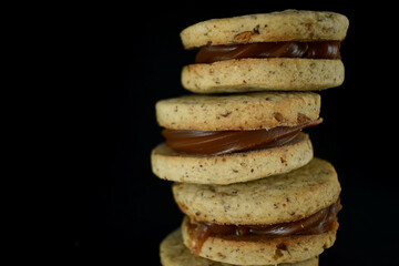 reposteria, bombones con dulce de leche y chocolate