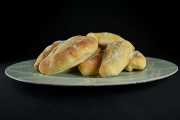 reposteria, bombones con dulce de leche y chocolate