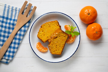 Delicious vegan carrot and tangerine sponge cake with ground almonds.