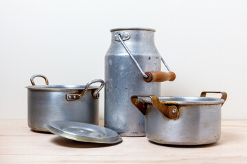 Old aluminum pans and can