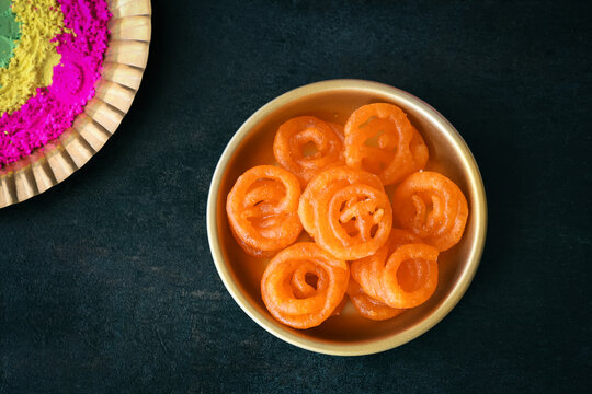 Diwali sweets jalebi Jhangiri Imarti zalabia jndian Sweet dessert mithai festival Dussehra Holi ganesh chaturthi Ram navami Durga pooja ashtami Navratri Mumbai Kerala India celebration diya oil lamp 
