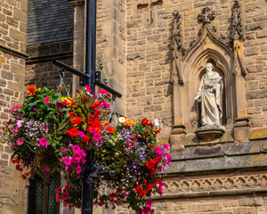 Fototapeta na wymiar Statue of St. Nicholas at St. Nicholas Church in Durham, UK