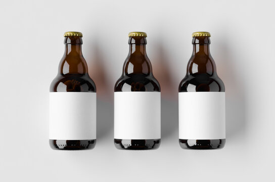 Steinie beer bottle mockup with blank label.