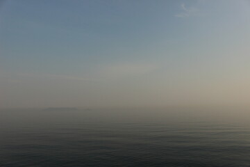 Obraz premium 瀬戸内海 虹ヶ浜海水浴場の空と海 山口県光市の風景