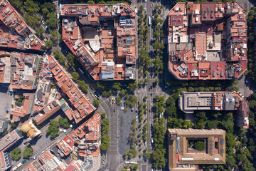 Fototapeta premium Bird's Eye View of the Streets and Blocks of Barcelona Spain