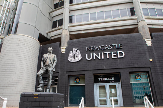 Sir Bobby Robson Statue at Newcastle United FC