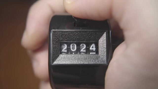 Number on a tally counter increased from 2020 to 2030