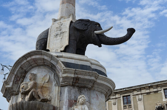 This image shows the Fontana dell'Elefante, a landmark of the City of Catania. The elephant is carved out of lava rock.