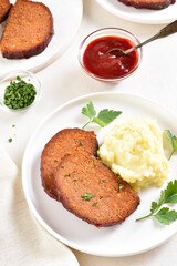 Meatloaf with mashed potato
