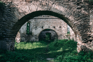 Inside the ruins (Bieszczady PL)