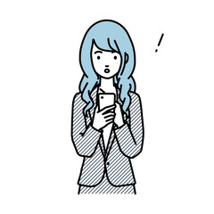 立ってスマートフォンを操作して何かに気づいて驚いたスーツの女性