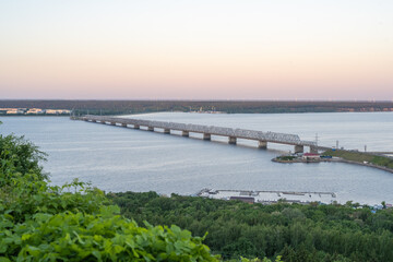 Fototapeta na wymiar The Imperial Bridge across the Volga. Friendship of Peoples Park. Boulevard New Wreath. Embankment.