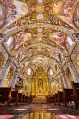 Painted roof and altar. San Nicolas church. Landmark Valencia, Spain