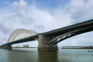 Fototapeta na wymiar The Waal Bridge near Nijmegen, Gelderland Province, The Netherlands