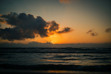 日本海に沈む夕日