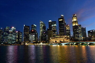 Fototapeta na wymiar Urban Landscape Singapore, City Skyline, cityscape, night and evening, City by Night