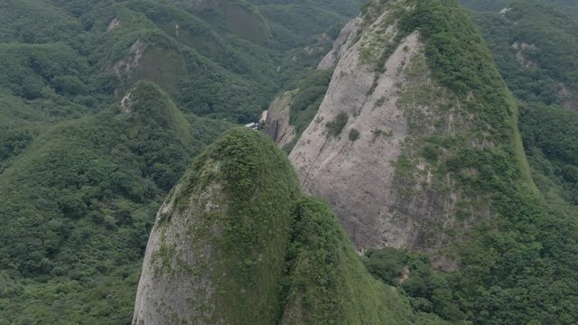 Maisan that resembles a horse's ear in Jinan-gun, South Korea. 진안 마이산.