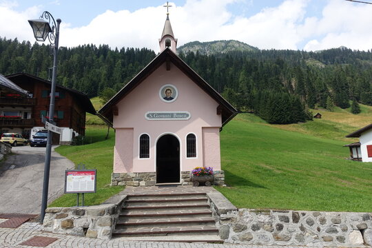 Chiesetta Di Sappada Alpi Delle Carnie