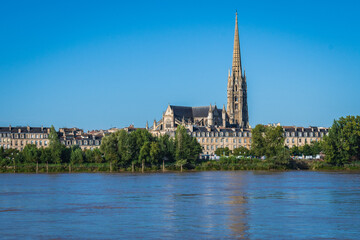 Fototapeta na wymiar Cityscape of Bordeaux (France)