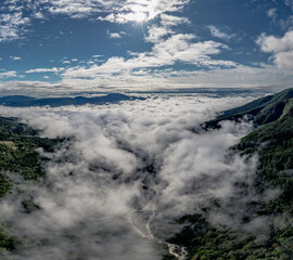 新潟　自然　空撮　滝　ドローン　雲海　霧　自然　広告　素材　SNS　映え　綺麗　