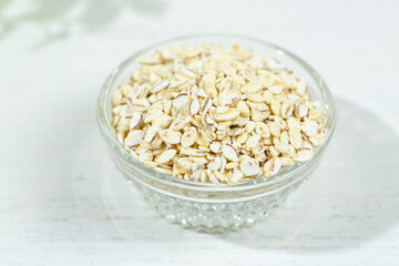 大麦（ビタバァレー：ビタミンB１やB2をプラスしたもの）