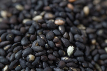 黒ごま、アントシアニンというポリフェノールが含まれている。