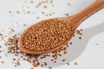 韃靼そば茶（日本の北海道産）と韃靼そば、「ルチン」というポリフェノールが豊富な健康茶