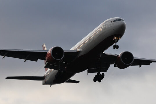 Chiba, Japan - December 30, 2010:Air India Boeing B777-300ER (VT-ALN) passenger plane.